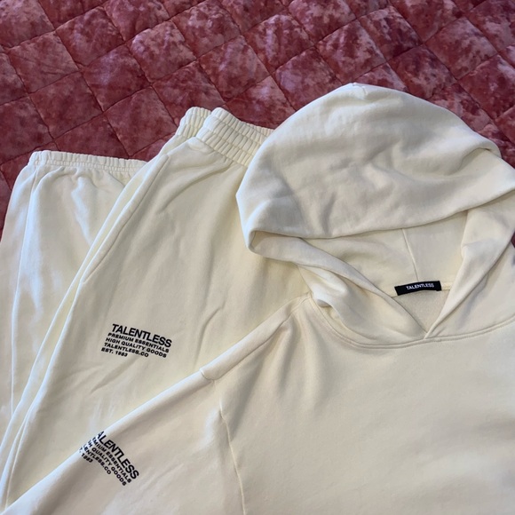 TALENTLESS Tops - TALENTLESS Unisex Elements Hoodie and Sweatpants Collection Set